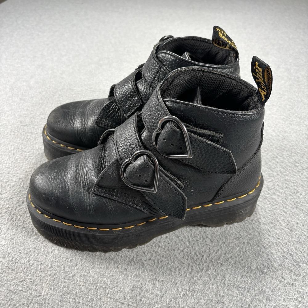 Doc Martens Devon Heart Black Platform Pebbled Leather Buckle Boots Size US 8